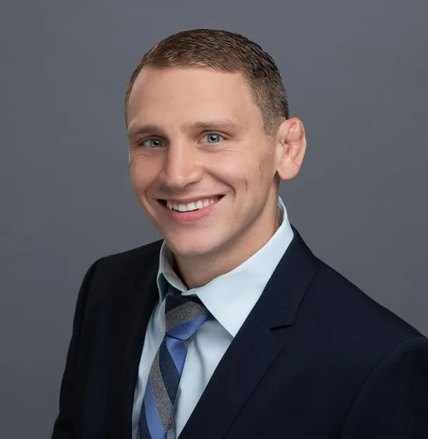 Dr. Jacoby Bergeron, chiropractor at Stonelake Chiropractic